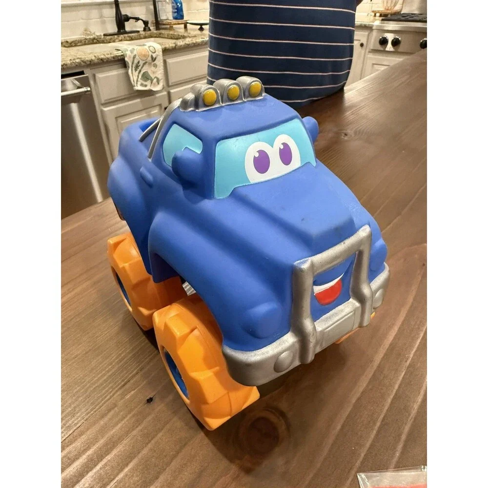 2002 HASBRO PLAYSCHOOL CHUCK & FRIENDS BLUE TONKA SOFT TRUCK - MAKES SOUNDS